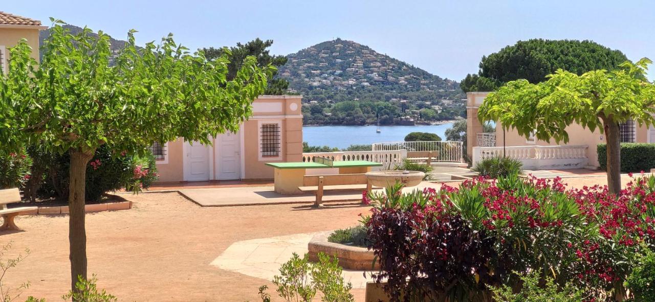 Apartment Cap Esterel Belvedere: Seaside Garden With Pool